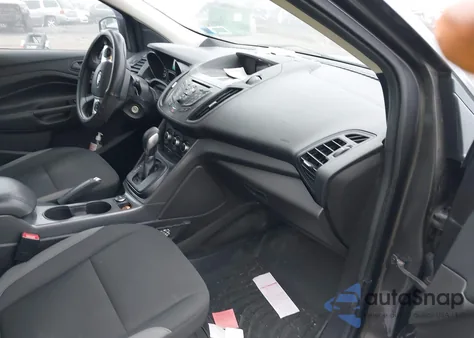 2016 Ford Escape S z USA, uszkodzony, nr VIN 1FMCU0F79GUC16868